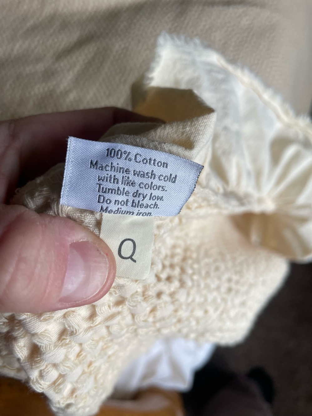 Cream Waffle Knit Throw with Ruffle Edge queen size - Picture 3 of 5